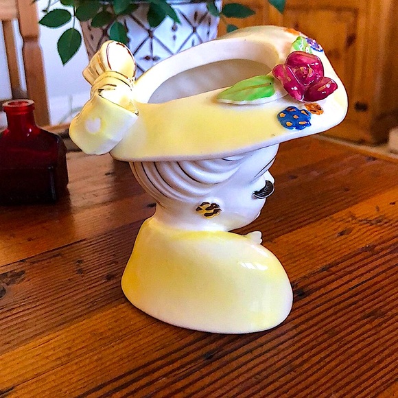 💛Rare find Mid Century Bust Vase - Picture 3 of 8